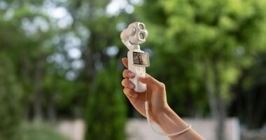 DJI Osmo Pocket 4P Pearl White วางจำหน่ายแล้ว เติมสไตล์ให้คอนเทนต์แนวภาพยนตร์ของครีเอเตอร์ทั่วโลก